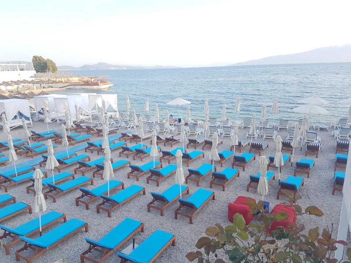 Majki Beach Apartments Sarandë Exteriör bild