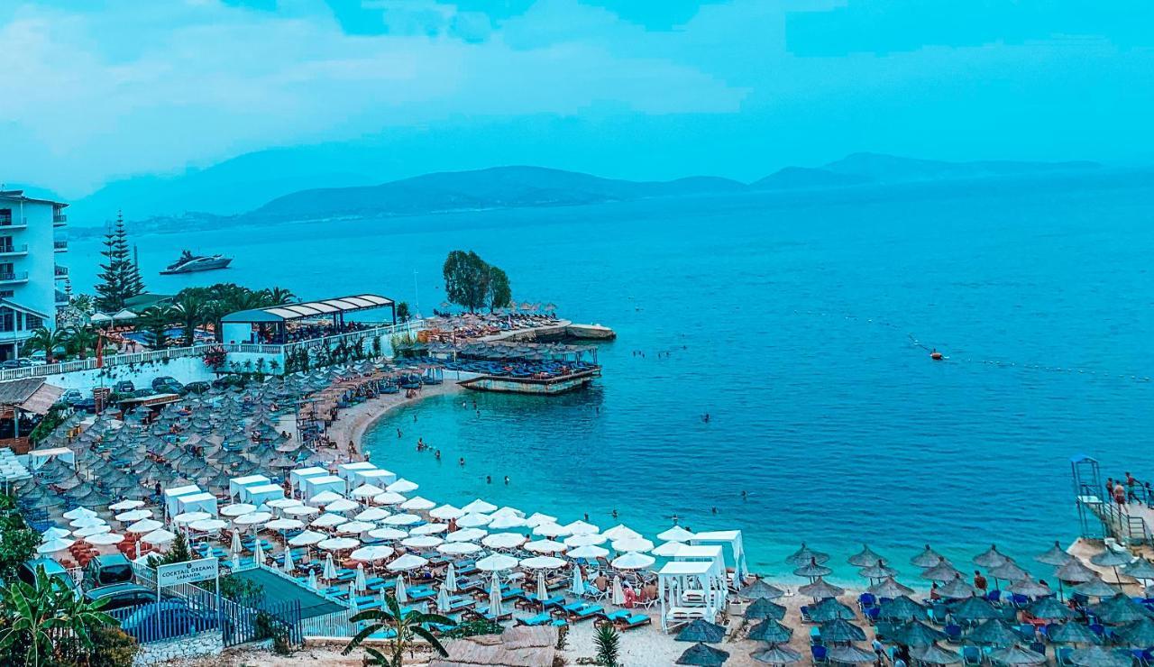 Majki Beach Apartments Sarandë Exteriör bild